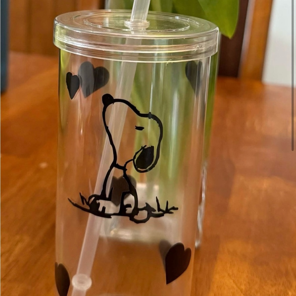 Clear Tumbler with Snoopy Design
